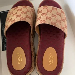 Gucci canvas platform slides